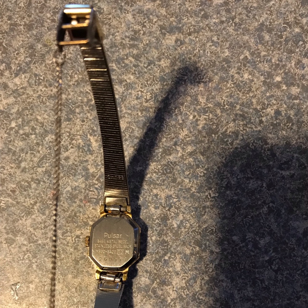 Pulsar Quartz Watch - Working Condition - Picture 7 of 7